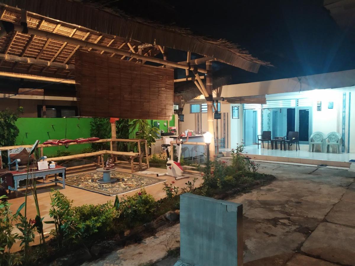 Robiu Homestay Banyuwangi  Exterior foto