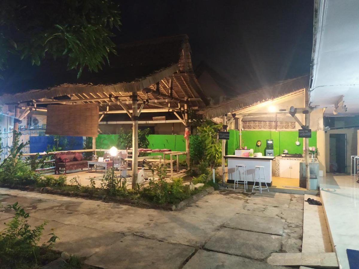 Robiu Homestay Banyuwangi  Exterior foto